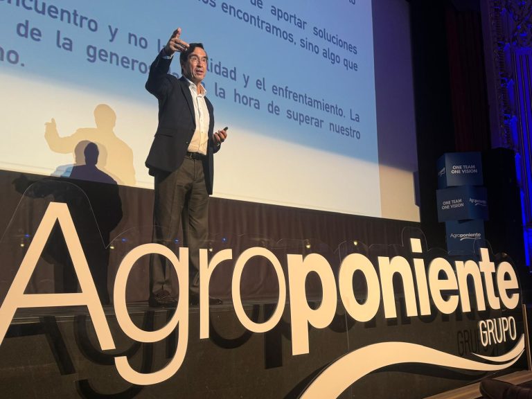 GRUPO AGROPONIENTE. Conferencia de Mario Alonso Puig