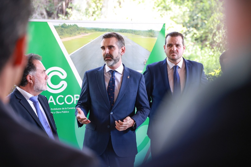250325 Fernández-Pacheco clausura la asamblea de CEACOP (1)