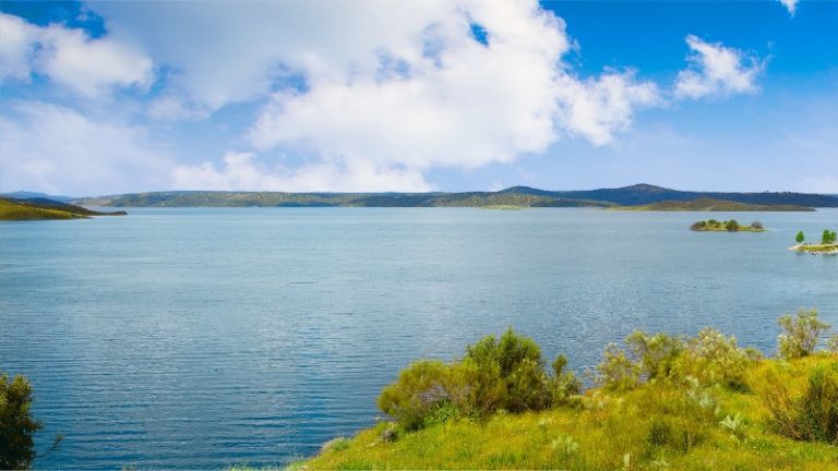 embalse miteco